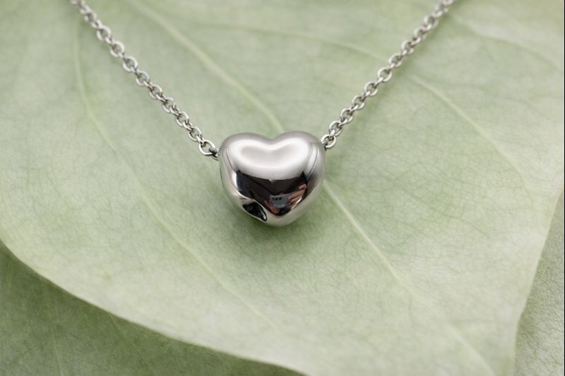 Ascheschmuck kleines Herz, Gedenkschmuck, Urnen Anhänger
