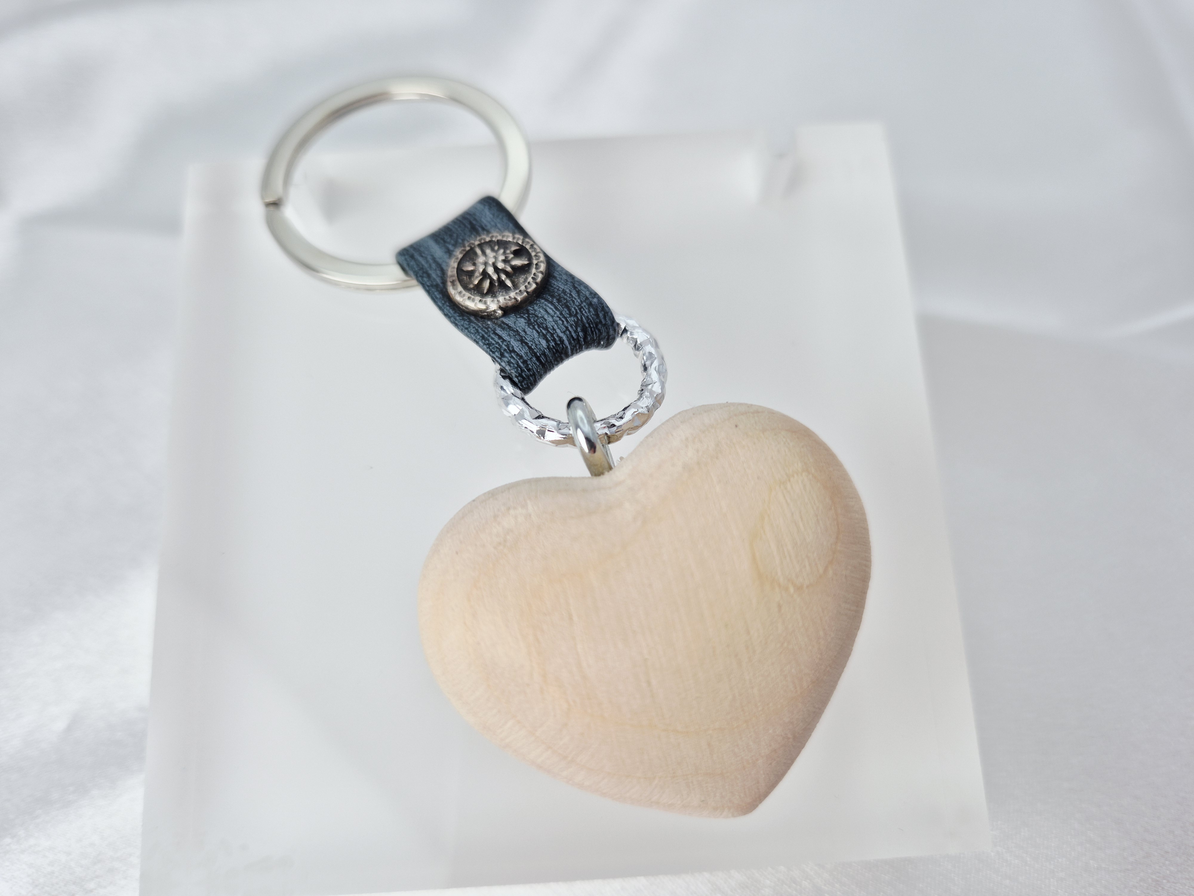 Schlüsselanhänger Herz Urne – Bild 3