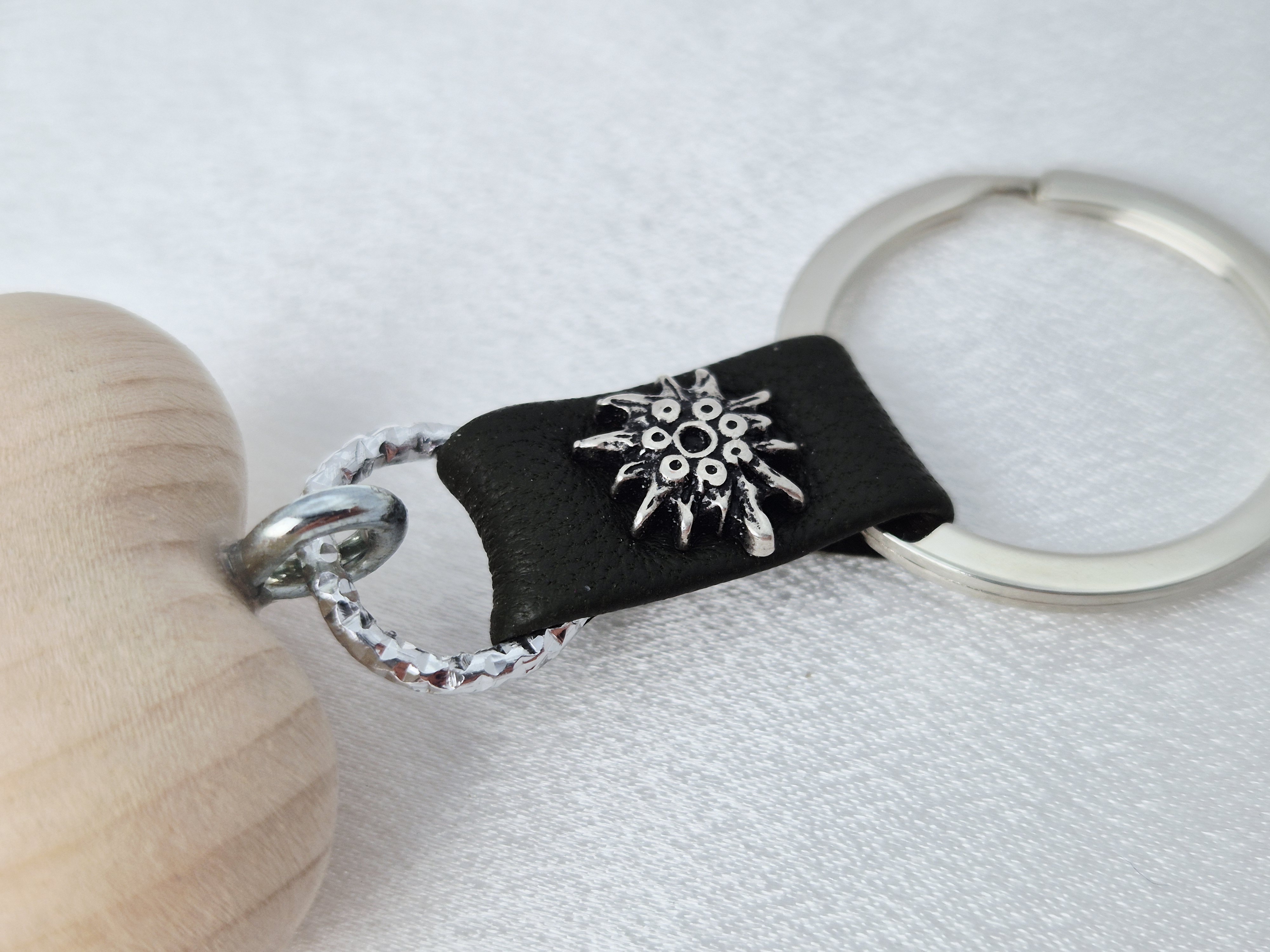 Schlüsselanhänger Herz Urne – Bild 9