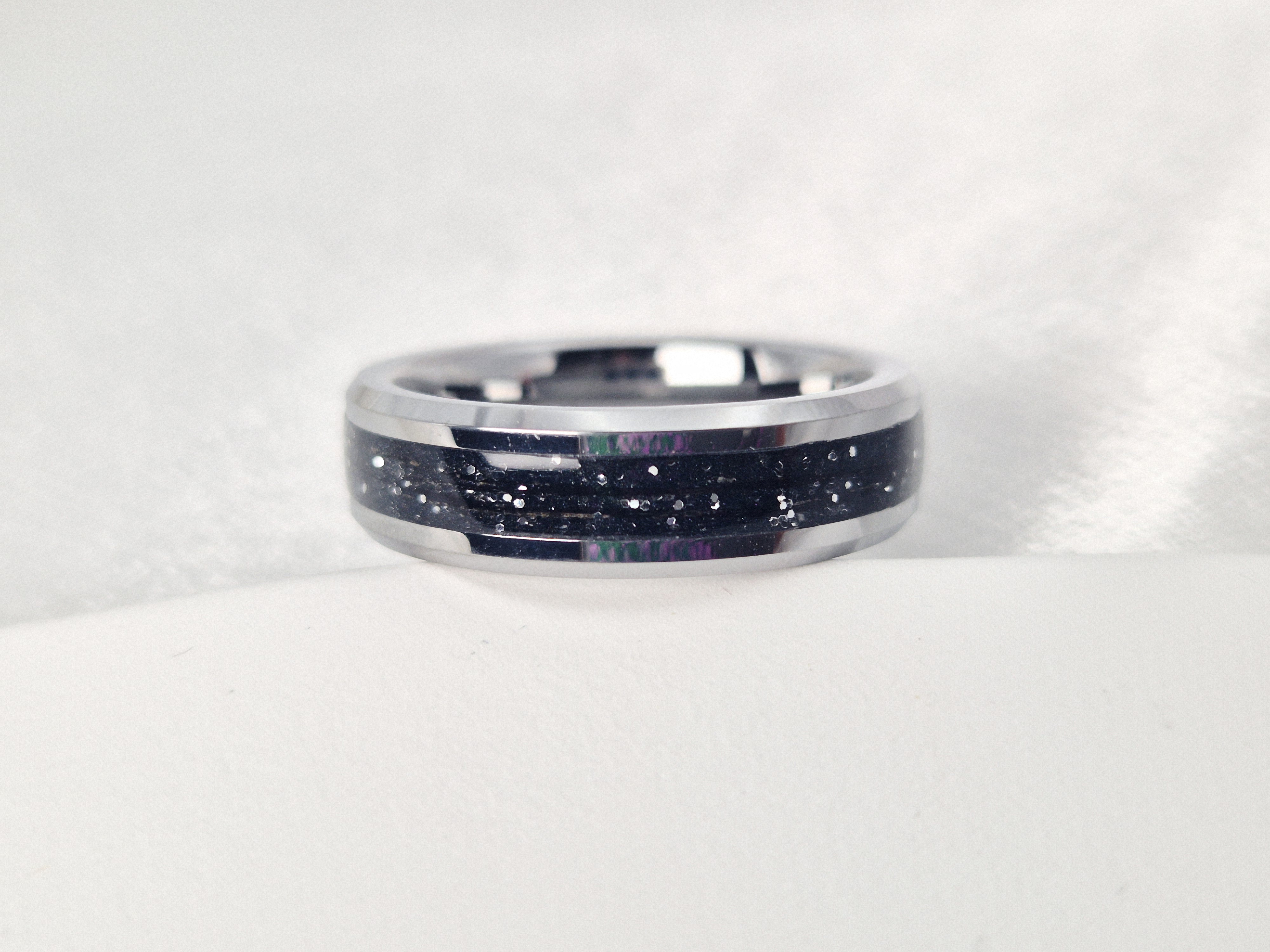 Asche Tierhaar Ring, Gedenkring mit Asche und Haaren