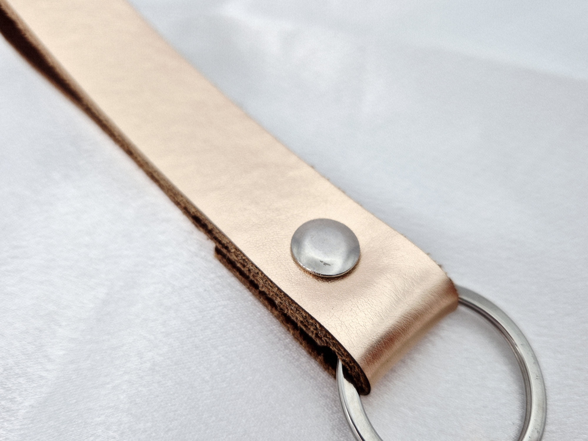 Schlüsselanhänger Ascheschmuck Pfote – Bild 2