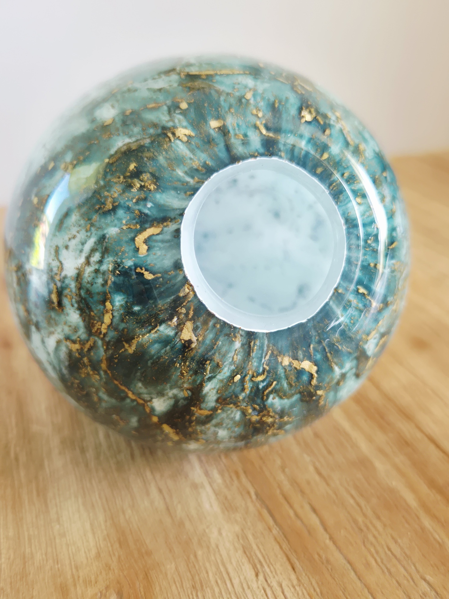 Urne Tropfen des Lichtes - mundgeblasene Urne aus Glas – Bild 4